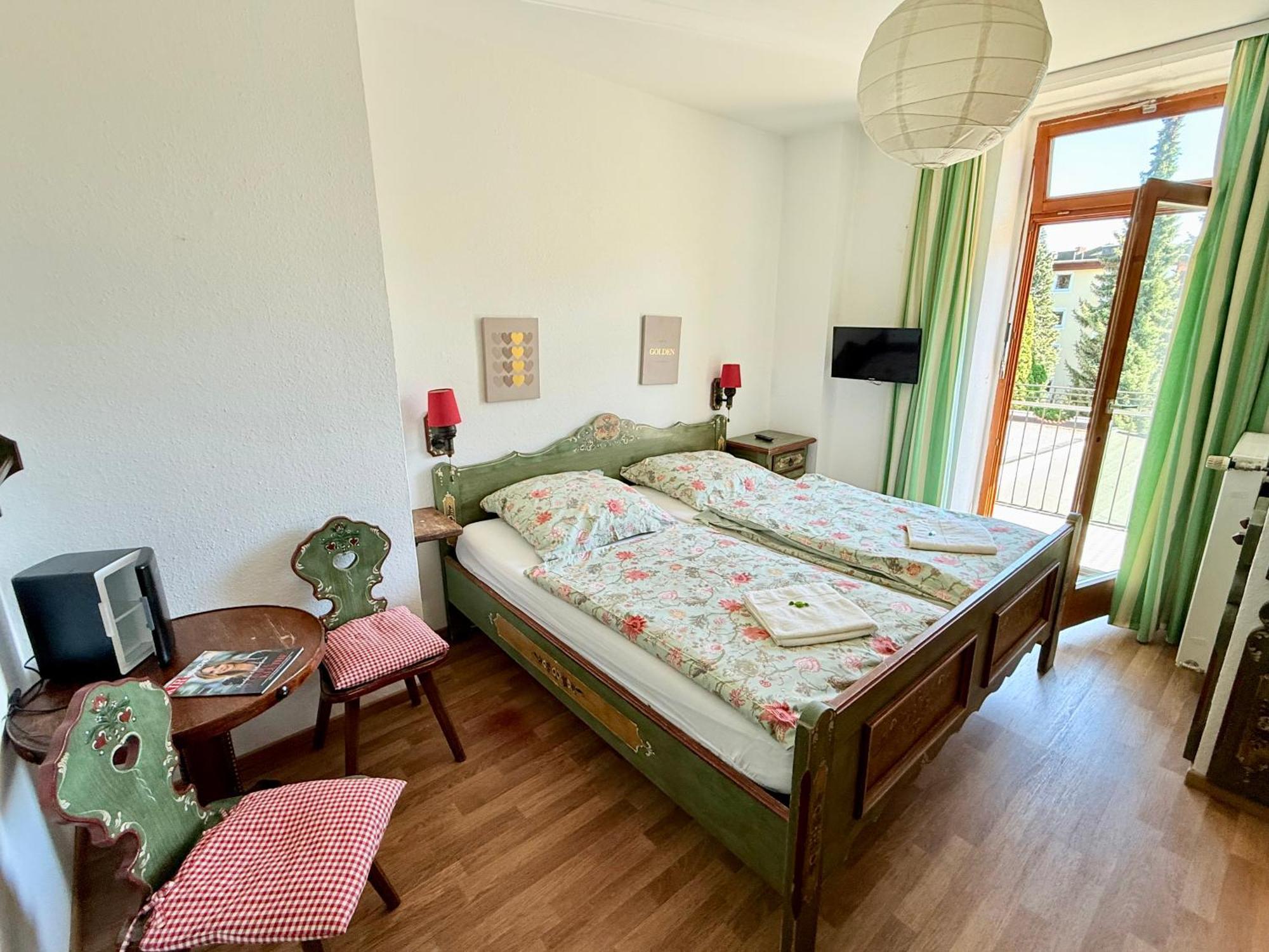 Pension Casa Tempora ミュンヘン エクステリア 写真