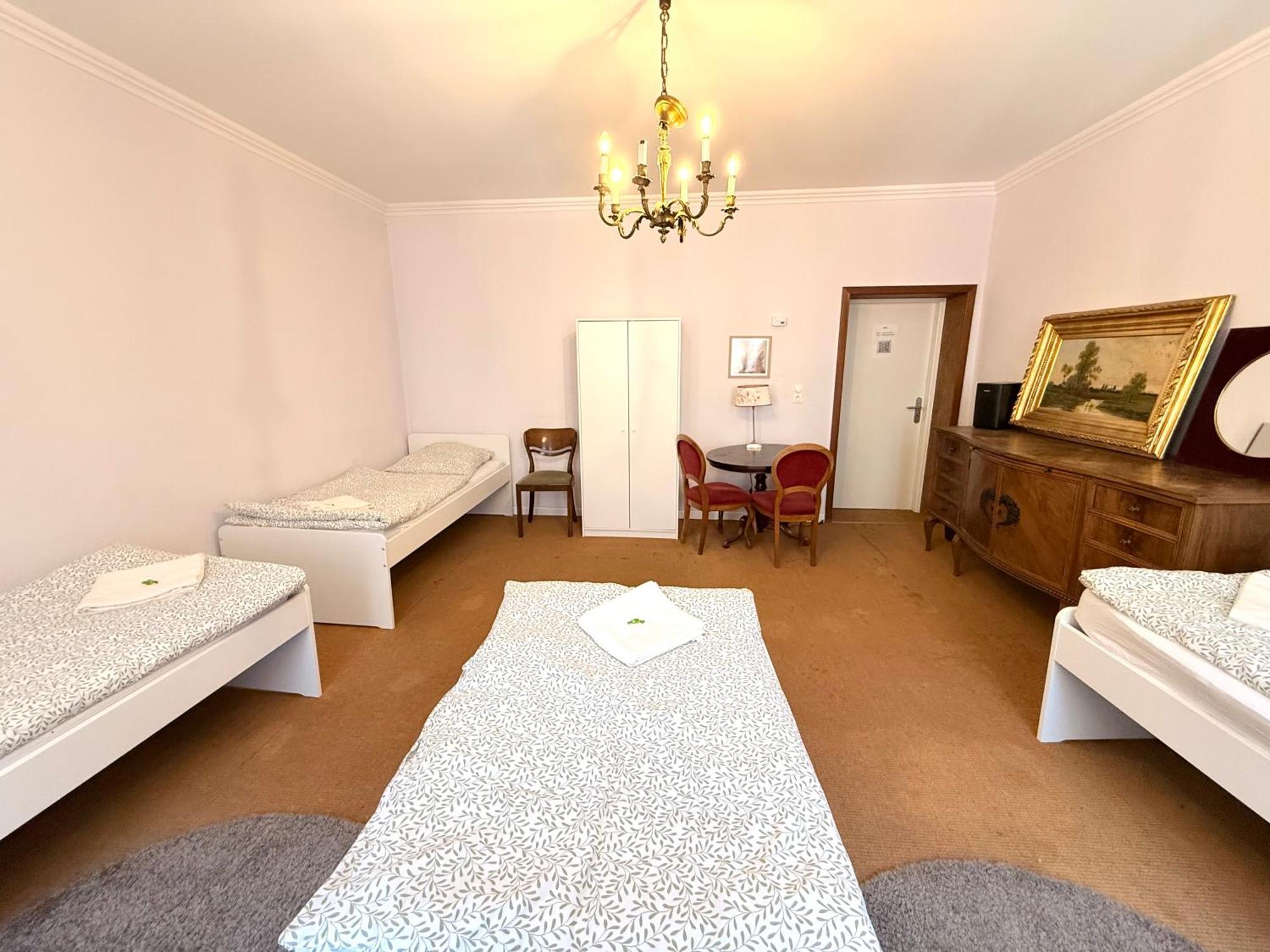 Pension Casa Tempora ミュンヘン エクステリア 写真