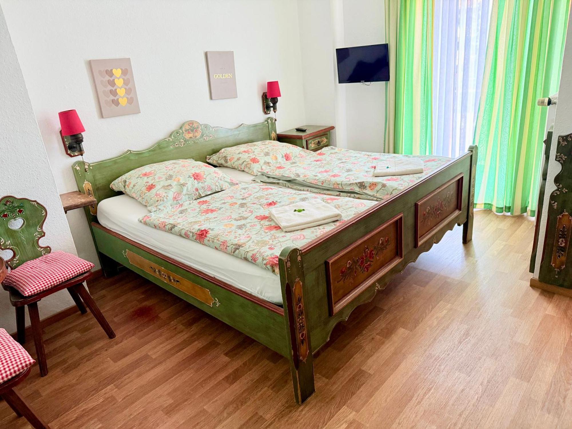 Pension Casa Tempora ミュンヘン エクステリア 写真